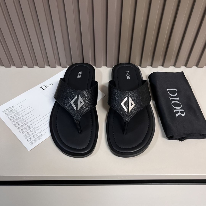 ch**an D*or slippers